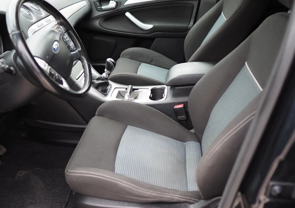 Ford S-Max cena 32900 przebieg: 253000, rok produkcji 2011 z Stawiszyn małe 596